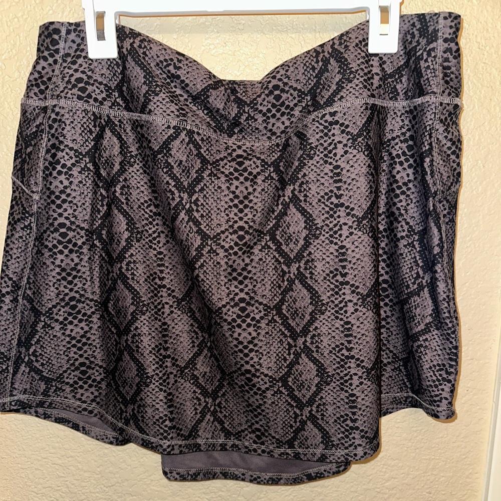 Gray Animal Print Athletic Skort